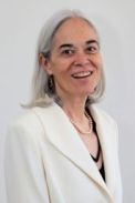 Dña. María Thereza Rocha de Assis Moura